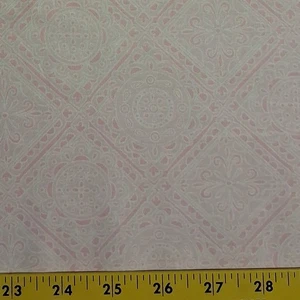 BTHY Henry Glass Delicious Wishes Pink Flower Cotton Fabric By Half Yard 9464-22 - Picture 1 of 3