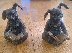 Vtg Pair of Anthropomorphic Rabbit’s Cast Iron Bookend Figure 4” - Picture 1 of 5