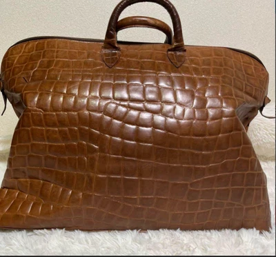 Auténtico Bolso Giorgio Armani Boston Gran Capacidad Cocodrilo Cuero Repujado Foto 1 de 4