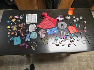 Monster High Doll Mixed Lot 84 Pieces Accessories Clothes Shoes Boots Glasses - Picture 1 of 17