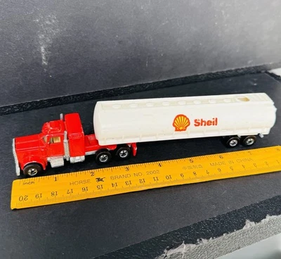 Camión cisterna Mattel Hot Wheels 1980 artículo #1916 plataformas de dirección carcasa Peterbilt Foto 1 de 4