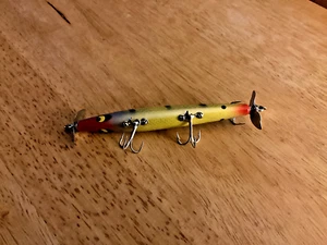 Smithwick Devils Horse F100 3/8 ounce & 4 inches- 07 Perch Color & Two Props - Picture 1 of 4