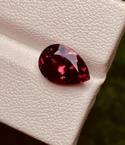 3.98CT Dream Collection 100% Natural Color Change Garnet loose gemstone - Picture 1 of 3