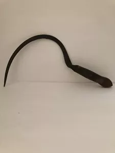 Vintage Wood Handle Hand Scythe Sickle Grass/Corn Knife - Picture 1 of 9