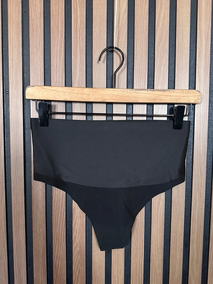 New Victoria's Secret Panties Medium Black Body High Rise Support Thong / String - Image 1 of 4