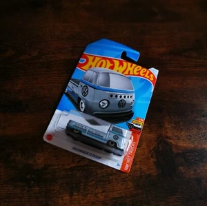 Hot Wheels Volkswagen T2 Pickup - Picture 1 of 1