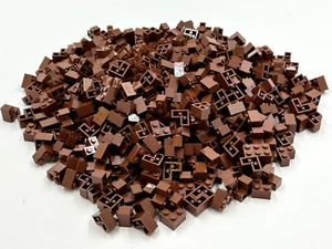 LEGO Pack of 200x New Reddish Brown Brick 2 x 2 Corner BULK BRICKS - Picture 1 of 5