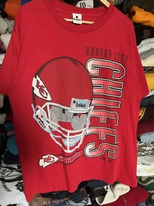 Remake 1995 Kansas City Chiefs Riddell Big Helmet Red T shirt HN3277 - Picture 1 of 2
