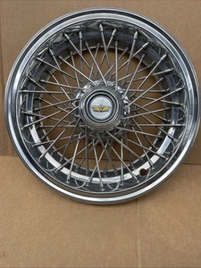 1986 to 1995 Chevy Caprice 15 inch wire spoke hubcap - Picture 1 of 5