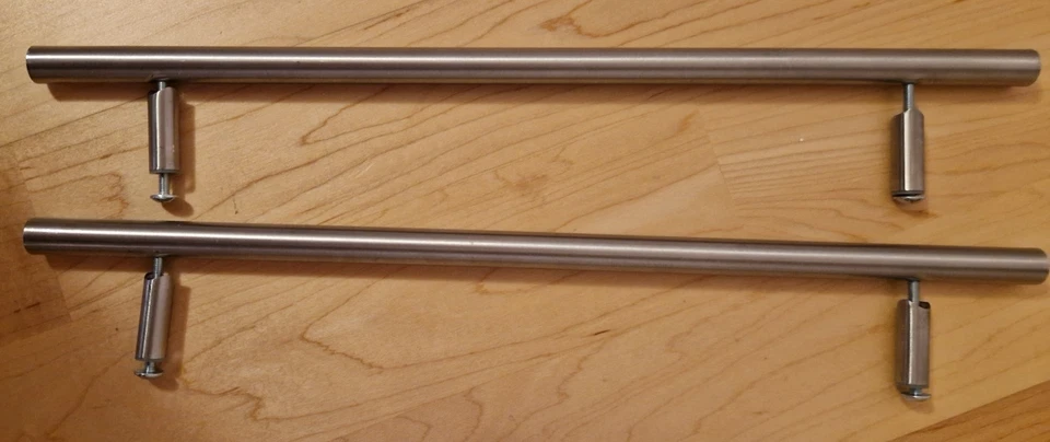 IKEA 2 Möbel Griff Schrankgriff aus Aluminium, 34 cm, passend für IKEA Pax - Bild 1 von 1