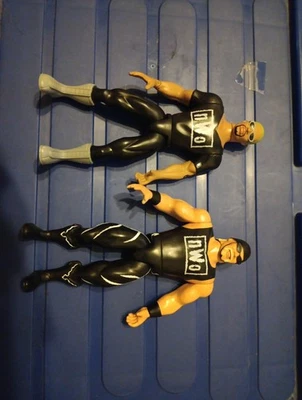 Figuras de acción Hollywood Hogan y Dennis Rodman de nuevo orden original. Foto 1 de 2