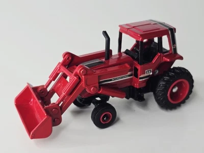 Ertl - International Tractor With Loader #5088 - 1:64 Diecast - No Box - Image 1 of 4