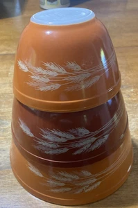 Juego de 3 Cuencos TRIGO Cosecha Otoño PYREX De Colección Cocina Mezcla Naranja 401 402 403 - Imagen 1 de 3