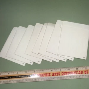 Lote de 8 Bolsillos para Tarjetas Biblioteca Demco De Colección Fecha de Vencimiento sin Adhesivo para Libros Nuevo de Lote Antiguo - Imagen 1 de 4