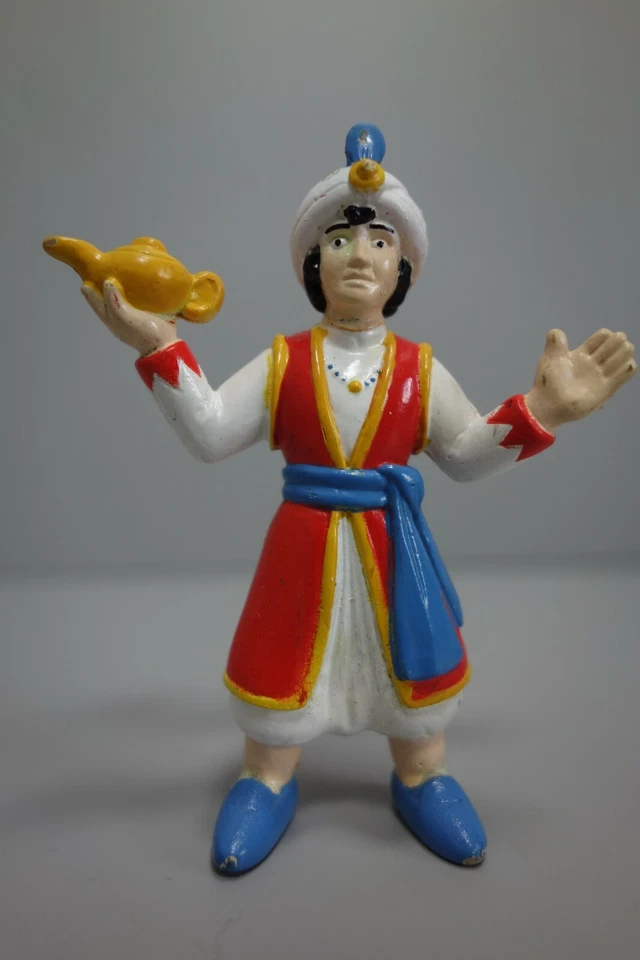 Vintage Aladdin Figure - Used, Classic Disney Collectible Toy - Image 1 of 4