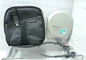 VINTAGE Sony Walkman Portable CD Player AM/FM Radio D-F200 ESP Max LOW VOLUME - Picture 1 of 7