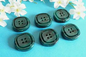 241c Superb Vintage Buttons "Larch" Green Lot 6 Buttons Thickness 1960/70 - Picture 1 of 4