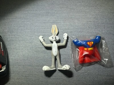 Looney Tunes  1991 McDonald's Super Bugs Bunny Warner Brothers Happy Meal Toy - Image 1 of 4