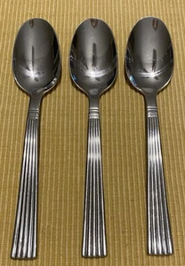 Wallace MANHATTAN 18/8 Stainless Flatware 6 3/8" Teaspoons Set of 3 - Picture 1 of 3