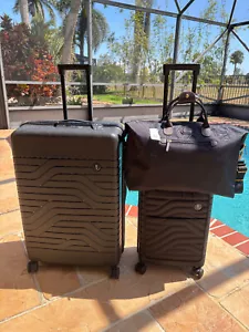 NWT Bric's 3 piece Black Luggage Set Carry On w/ Pocket Check In & Deluxe Duffel - Picture 1 of 17