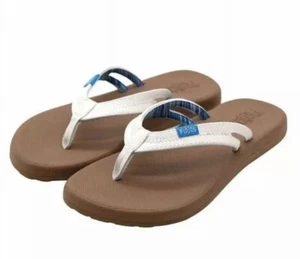 New Flojos Ladies RICA Flip Flops Sandals Thongs, White Leather Size 8 M NWT - Picture 1 of 5