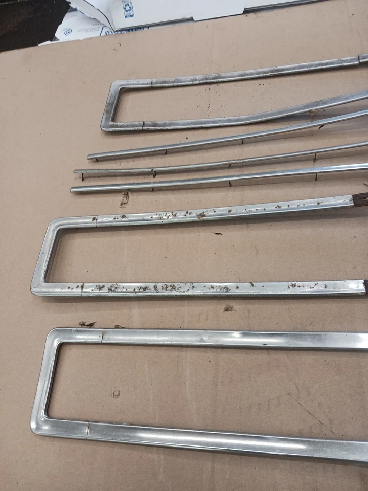 Alfombrilla Oldsmobile Starfire 1964-1965 - moldura de acero inoxidable**#ha-115 Foto 1 de 4