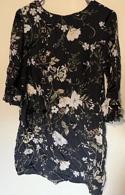 Old Navy Women’s Gray Floral Dress Long sleeve Medium Knee Length - Image 1 of 4