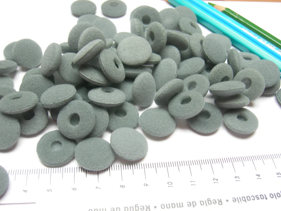 Repuestos :32 Espuma Almohadillas para Auriculares 18mm - Imagen 1 de 3
