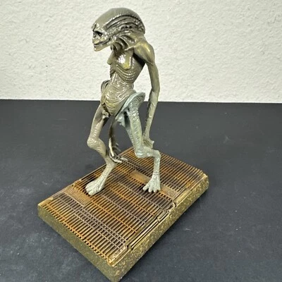 Konami Aliens Vol. 2 figuras alienígenas recién nacidas en muy buen estado vendedor de Estados Unidos Foto 1 de 4