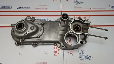 88 89 90 YAMAHA SNOSCOOT SNO SCOOT SV80 Crankcase LEFT Side case Electric Start - Image 1 of 4