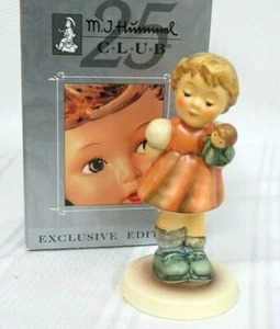 Goebel Hummel Figurine Puppet Princess #2103/A TMK 8 - Picture 1 of 9