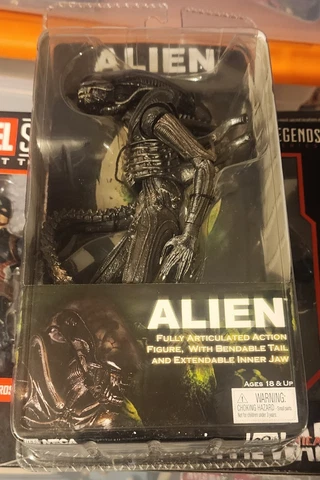 NECA ALIEN FULLY ARTICULATED ACTION WITH BENDABLE TAIL 2008 FACTORY SEALED* Cover