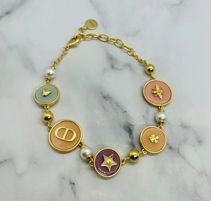 Auth CHRISTIAN DIOR CD Pastel Charm Bracelet - Pre owned / LU5635 - Picture 1 of 6