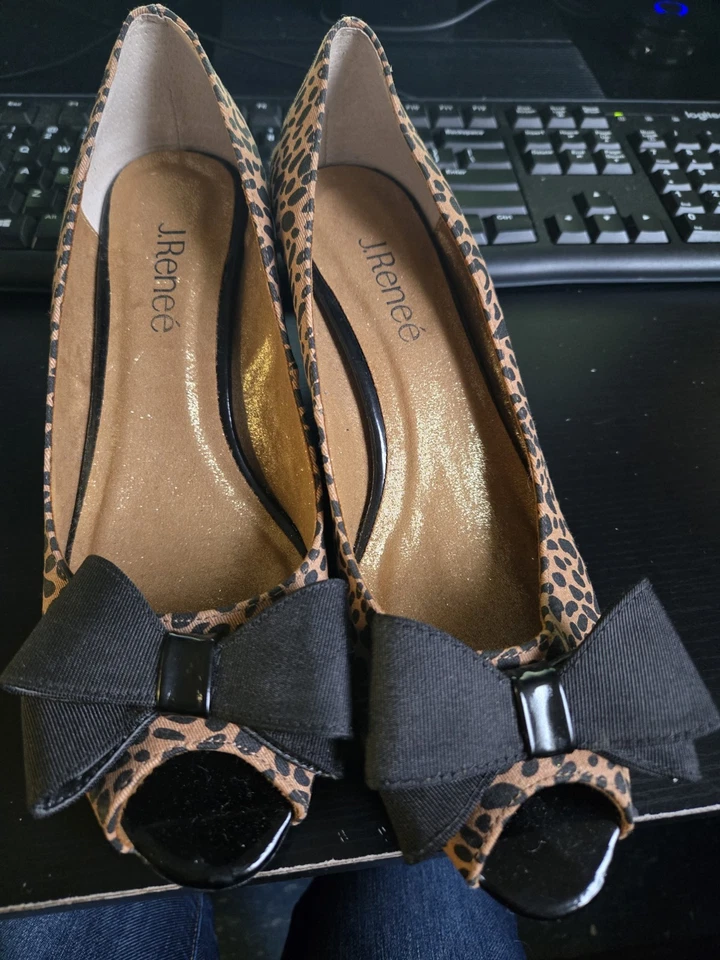 J RENEE ESPADRILLE LOEPARD HEELS CANVAS 8.5 NWOB - Изображение 1 из 3