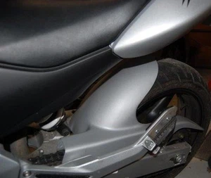 Hornet 600 Garde boue Lèche roue à peindre (Ref : M116) - Imagen 1 de 1
