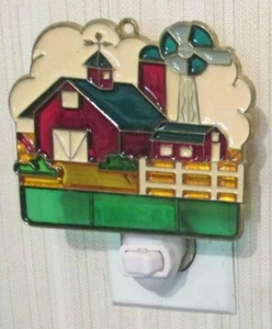 FARM SCENE NIGHTLIGHT (FARM BARN SILO NIGHTLIGHT) - Picture 1 of 1