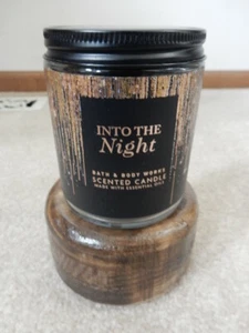 Bath & Body Works INTO THE NIGHT Single Wick Candle 7 oz  NEW - Picture 1 of 3