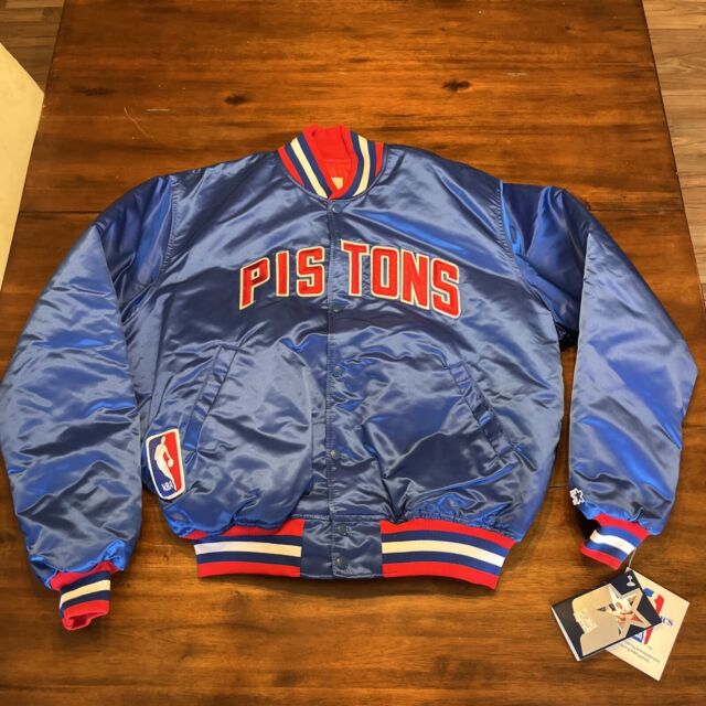 Nike Pistons Remix Short-Sleeve Showtime Jacket / Large