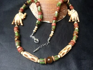 Tigerauge Afrikanischer Handel Perlen geschnitzt Elefant Holz UNISEX Boho Tribal HALSKETTE - Bild 1 von 5