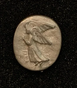 Vintage Detroit Institute Of Arts Guardian Angel & Pewter Silver Tone Coin Token - Picture 1 of 3
