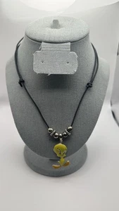 Tweety Bird Collana Ciondolo Cordoncino Regolabile Tono Argento Perline Cartoni Animati Gioielli G - Foto 1 di 18