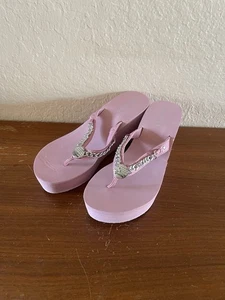 Y2K Guess Plateau Keilabsatz rosa Flip Flops Sandalen Kette geblendet Damen 8 - Bild 1 von 11