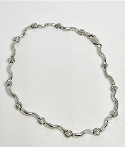 10k White Gold Wavy Link Diamond Temnis Bracelet - Picture 1 of 8