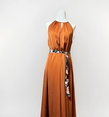 Vestido halter Banana Republic para mujer, seda naranja quemada, vestido sin mangas línea A, M Foto 1 de 4