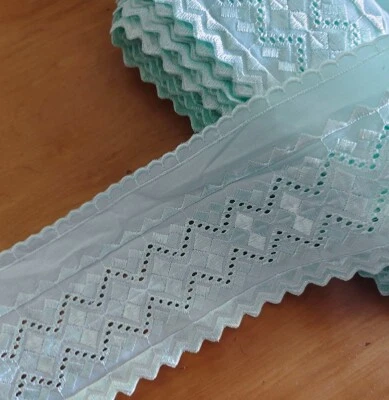 3 Yards 4" wide Eyelet Cotton Lace/Embroidered Diamond Pattern Baby Green b0415 - Image 1 of 2