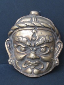 Arts et objets ethniques du XXe siècle et contemporains masques de 