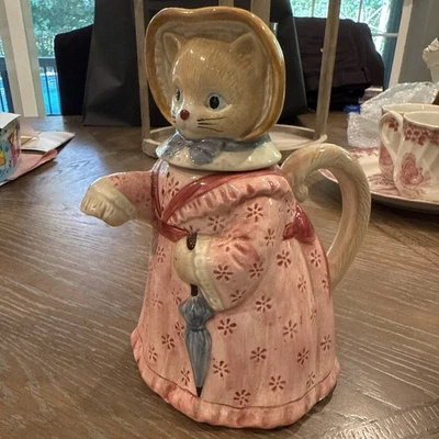 Tetera vintage vestida gato antropomórfico dama Takahashi señora gato Japón Foto 1 de 4