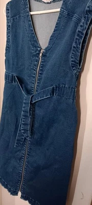 Ingrid & Isabel Blue Denim Vneck Zip Front Belted Waist Jumper Wmns XS - Image 1 of 4