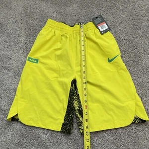 Nike Shorts Jungen groß gelb schwarz Swoosh Logo Jugend Kinder 20x19 - Bild 1 von 3