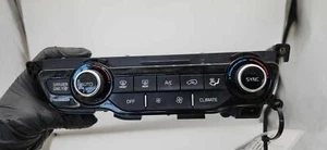 17 19 KIA NIRO Heater A/c Control OEM F0225 - Picture 1 of 2